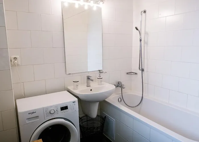 Apartamento Bright 120m 2br Balconies Near Castle