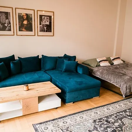Apartman Bright 120m 2br Balconies Near Castle Prága